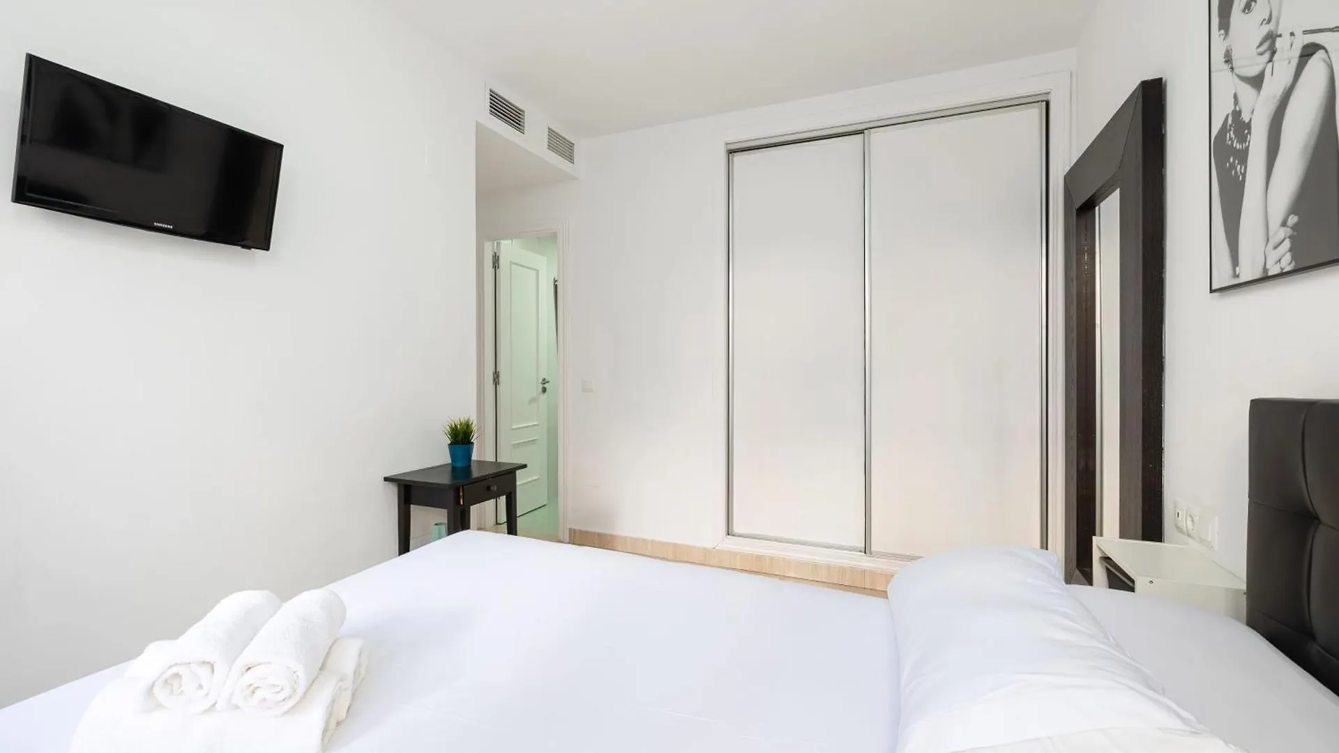 Cosy Flat Terrace 2 Bed 2 Bath Downtown Appartement Málaga