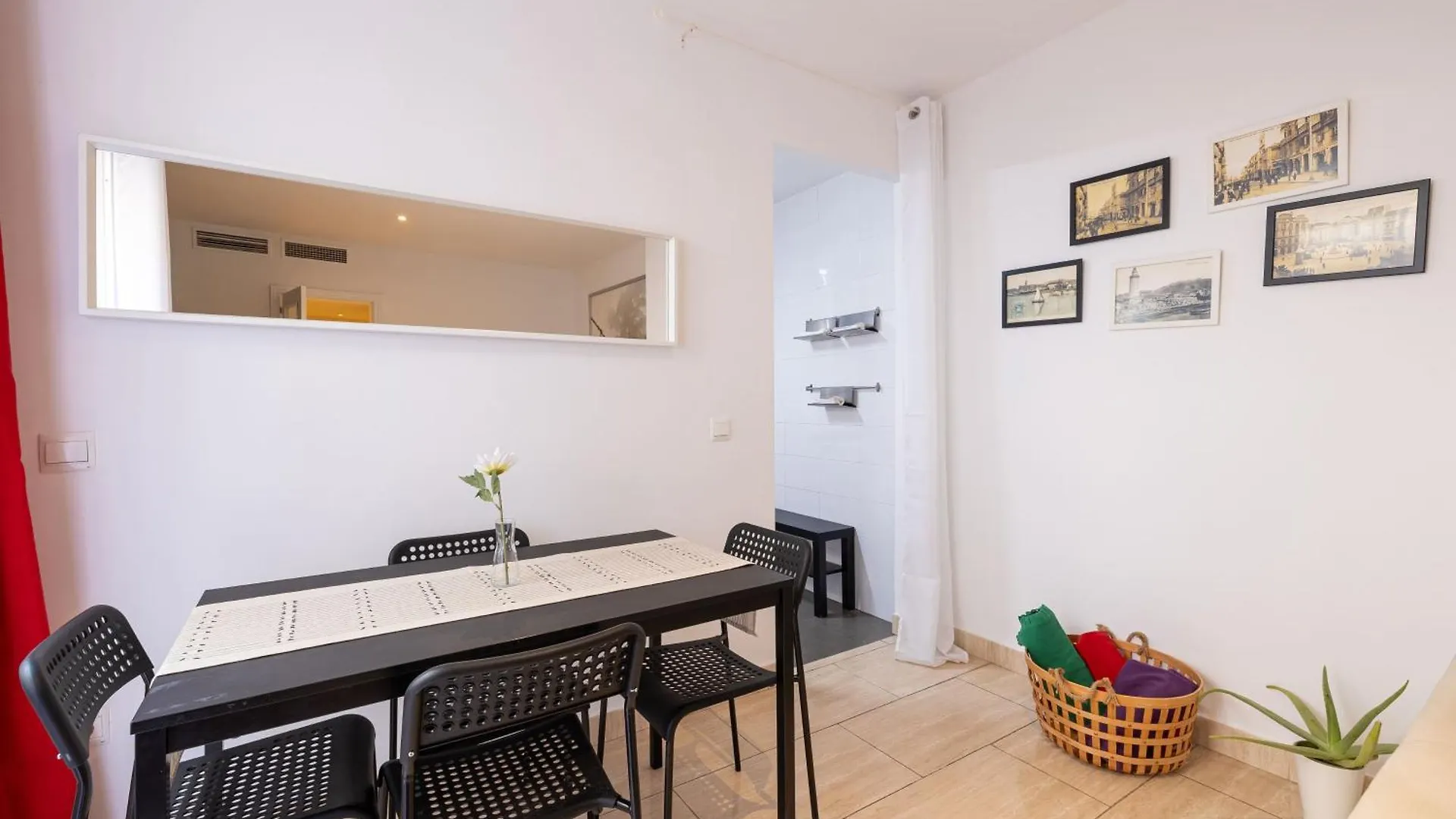 Cosy Flat Terrace 2 Bed 2 Bath Downtown Appartement Málaga Spanje